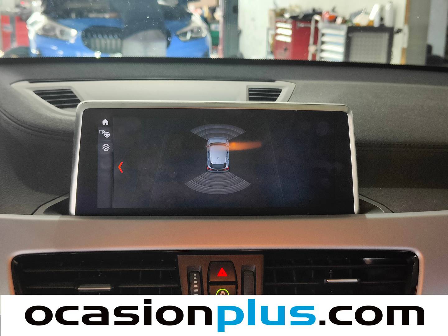 Equipamiento del BMW X2 BMW X2 sDrive18d (150 CV)