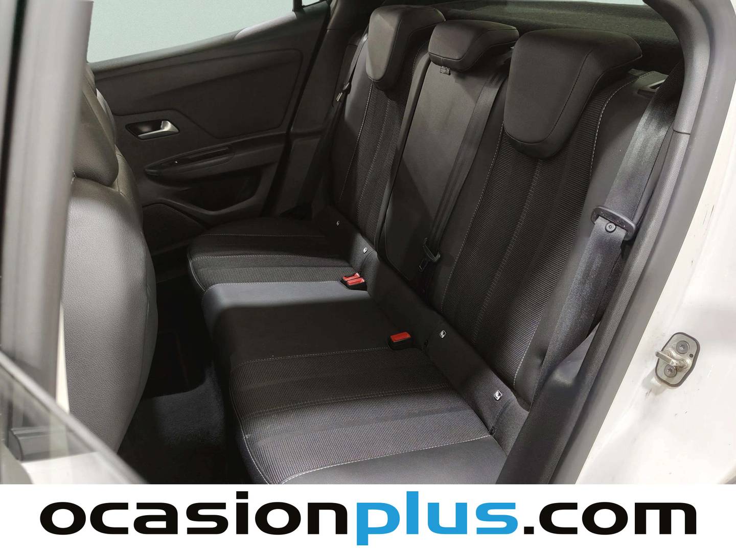 Foto asientos traseros Opel Mokka Opel Mokka 1.2 T Business Elegance (130 CV)