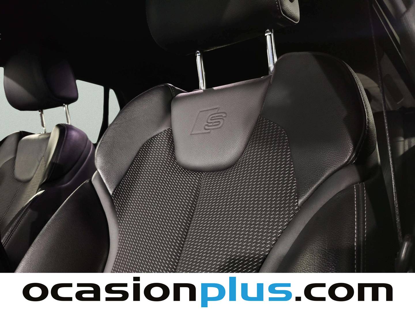 Extras y acabados del Audi Q2 Audi Q2 Adrenalin 35 TFSI (150 CV) S tronic Pack S-line