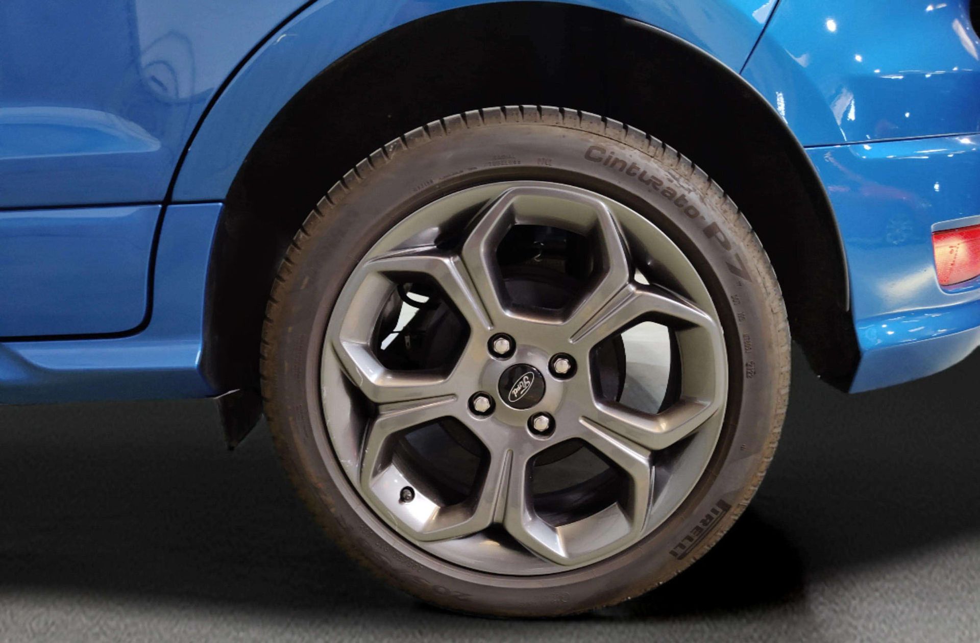 Ford EcoSport 1.0T EcoBoost ST Line - foto 32