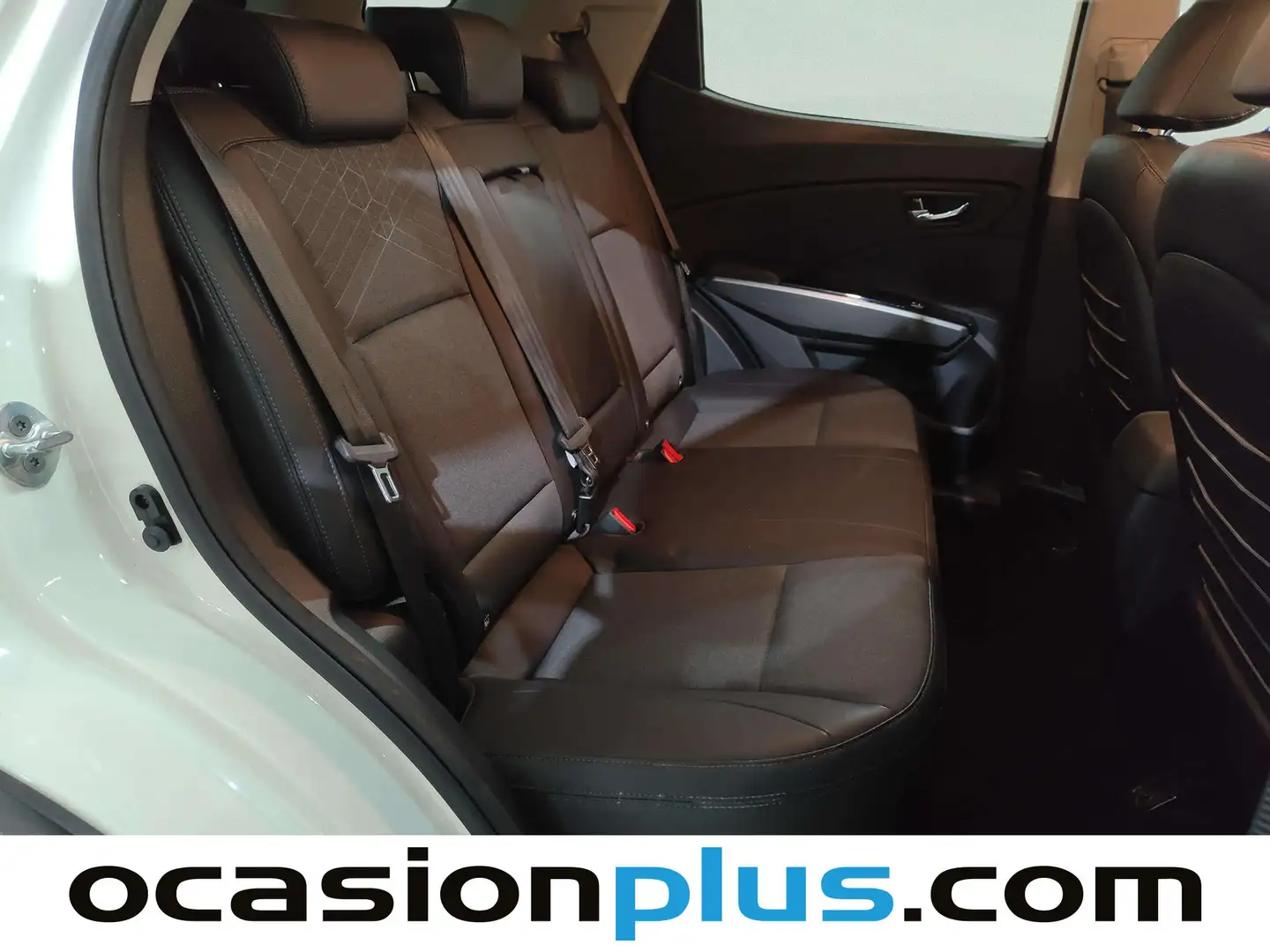 Foto SsangYong Tivoli Grand Ssangyong Tivoli Grand G15T Limited Auto (163 CV)