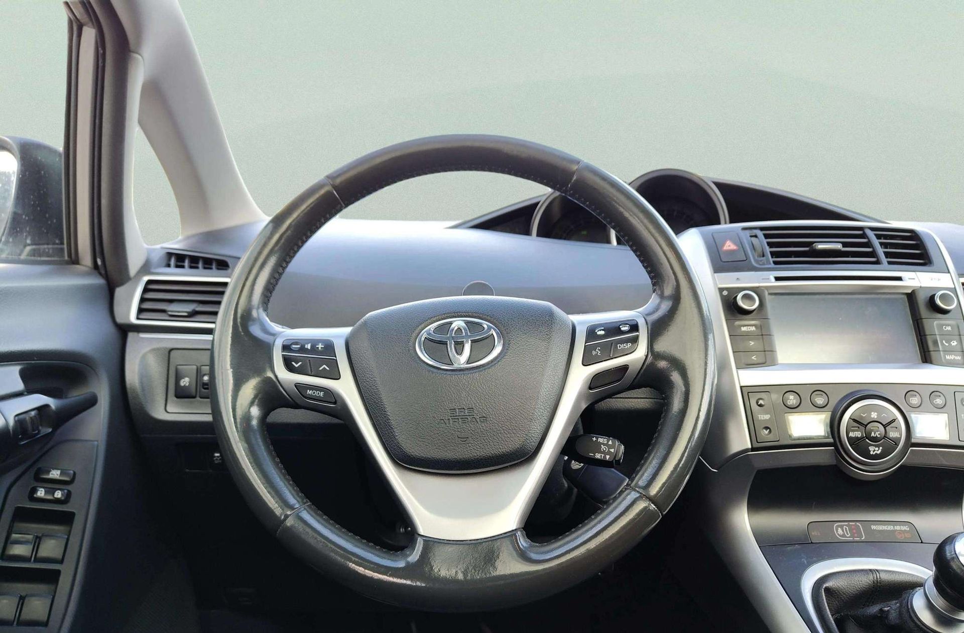 Toyota Verso 115D Advance - foto 21