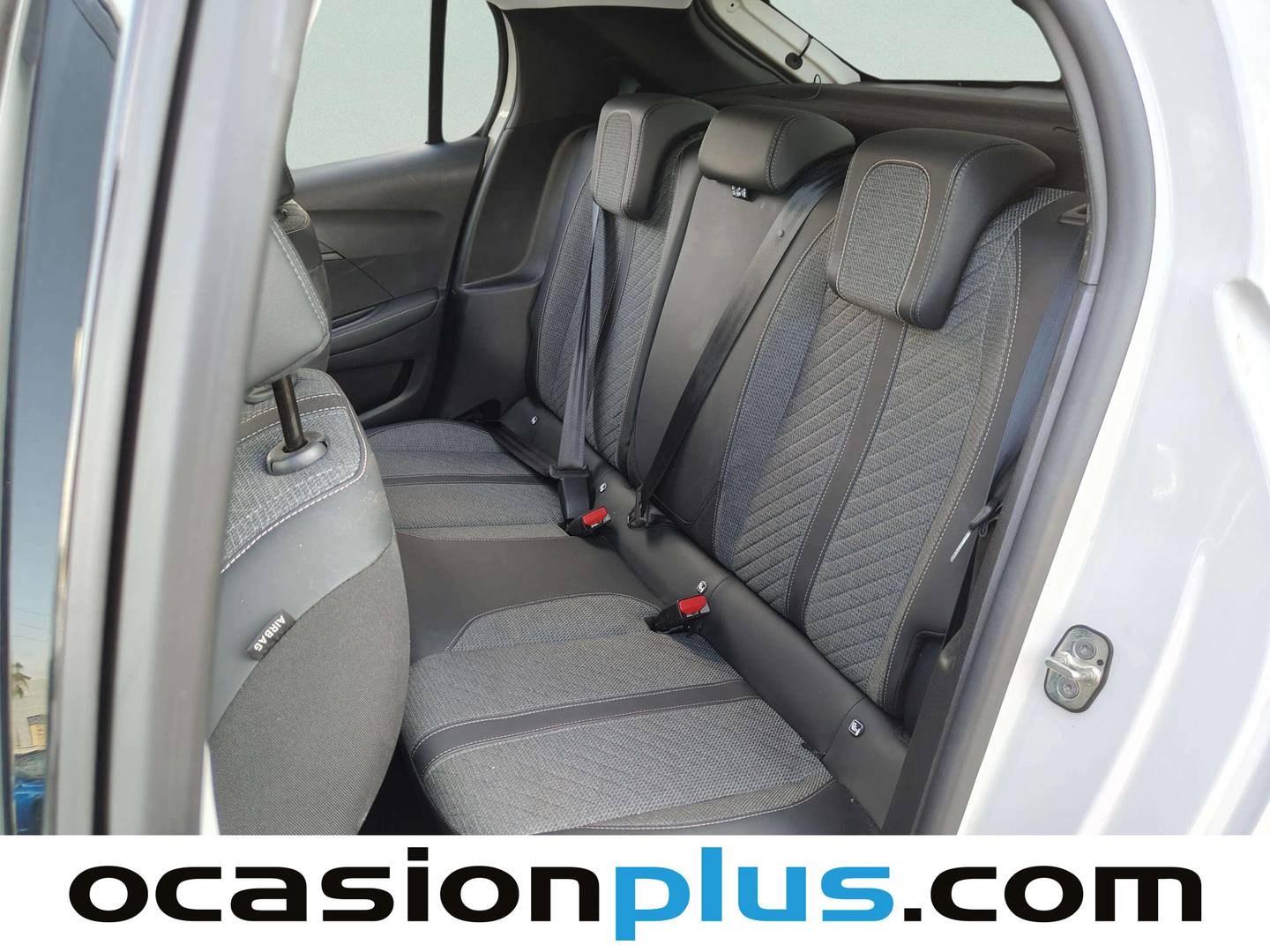 Foto Peugeot 208 Peugeot 208 Allure Hybrid eDCS6  (100 CV)