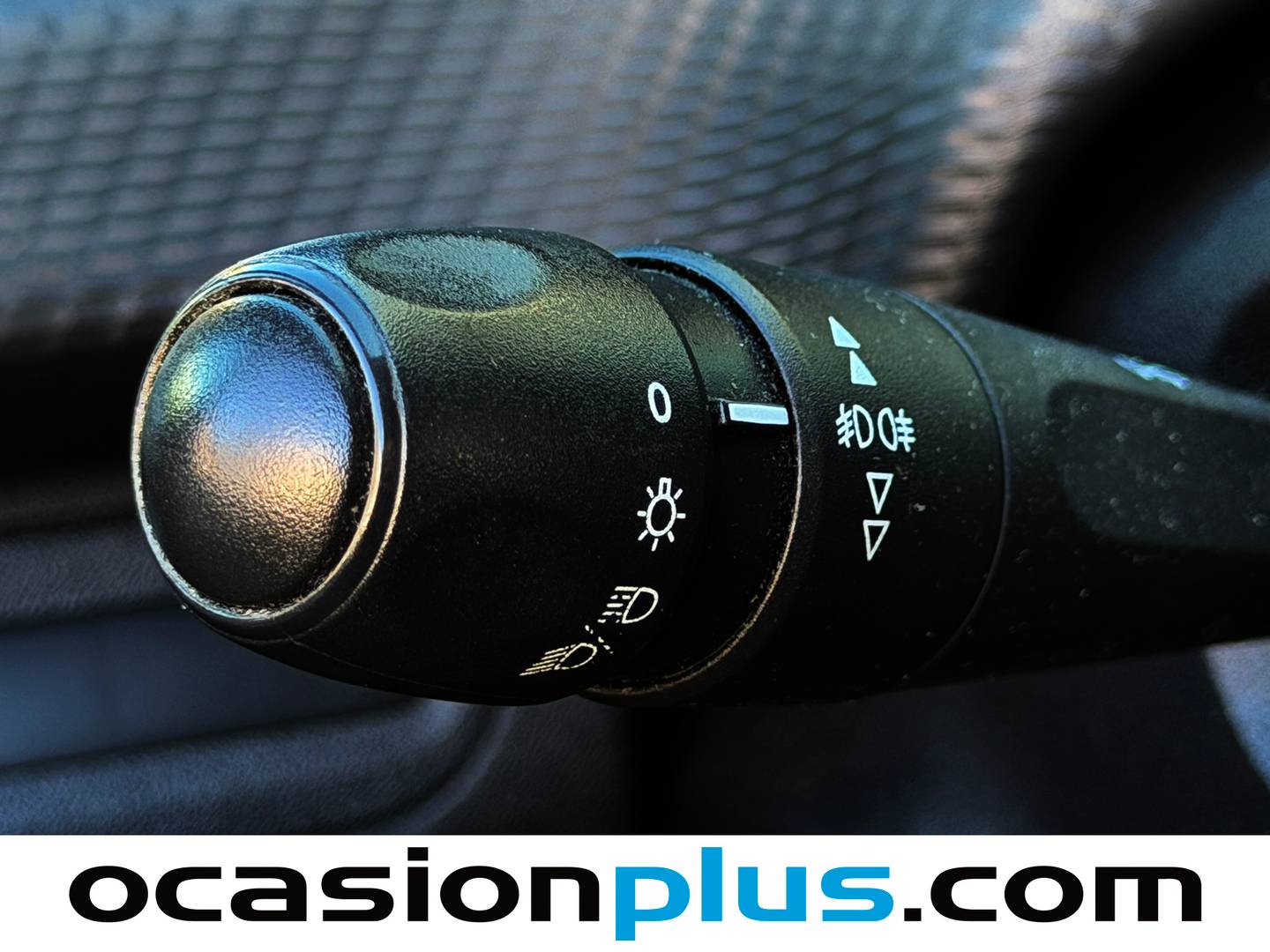 Extras y acabados del Peugeot 2008 Peugeot 2008 e-HDI 92 Active (92 CV)