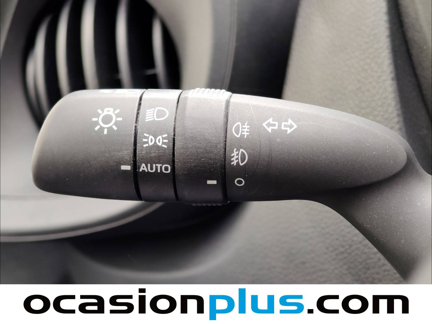 Foto Toyota Aygo X Cross Toyota Aygo X Cross 1.0 VVT-I Play  (72 CV)