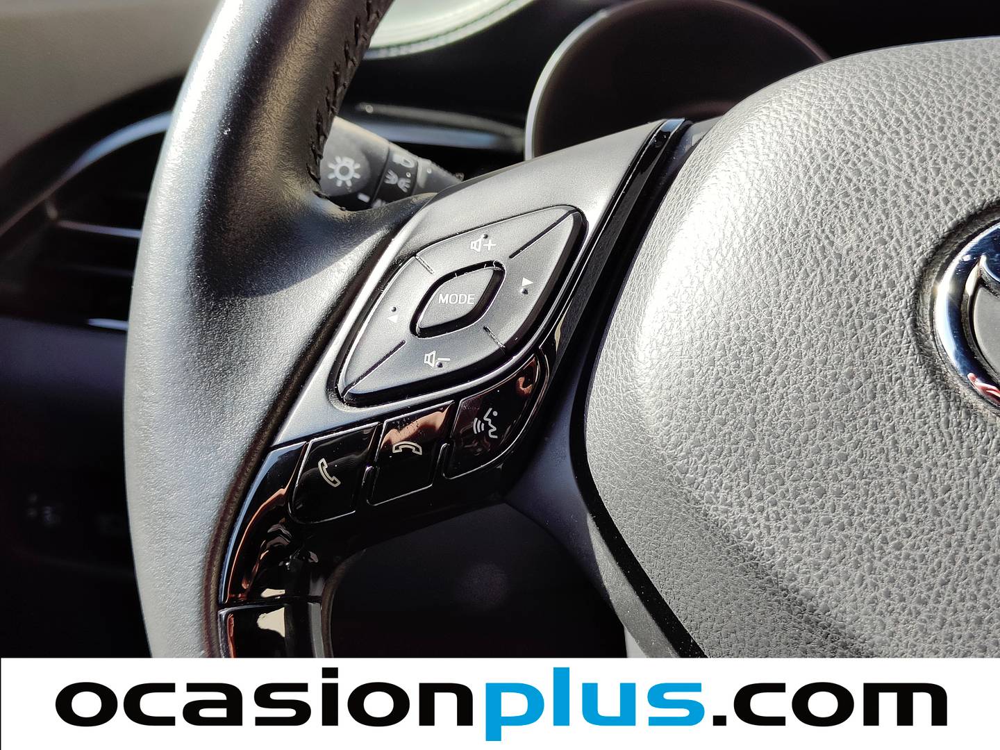 Toyota C-HR Toyota C-HR 1.8 125H Advance (122 CV) seminuevo