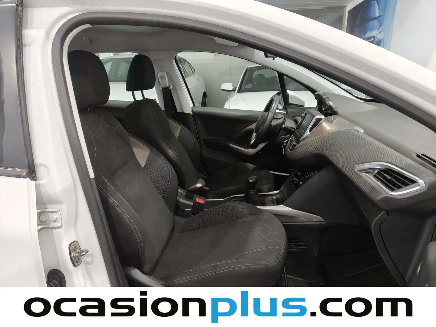 Foto Peugeot 2008 Peugeot 2008 VTI 82 Active  (82 CV)