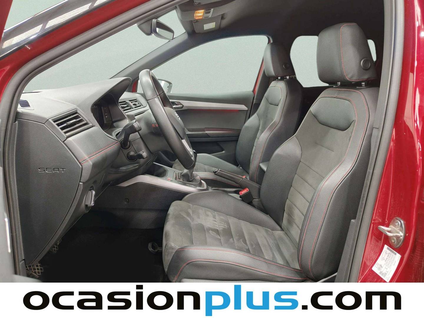 Foto asientos delanteros Seat Arona Seat Arona 1.5 TSI FR Edition (150 CV)