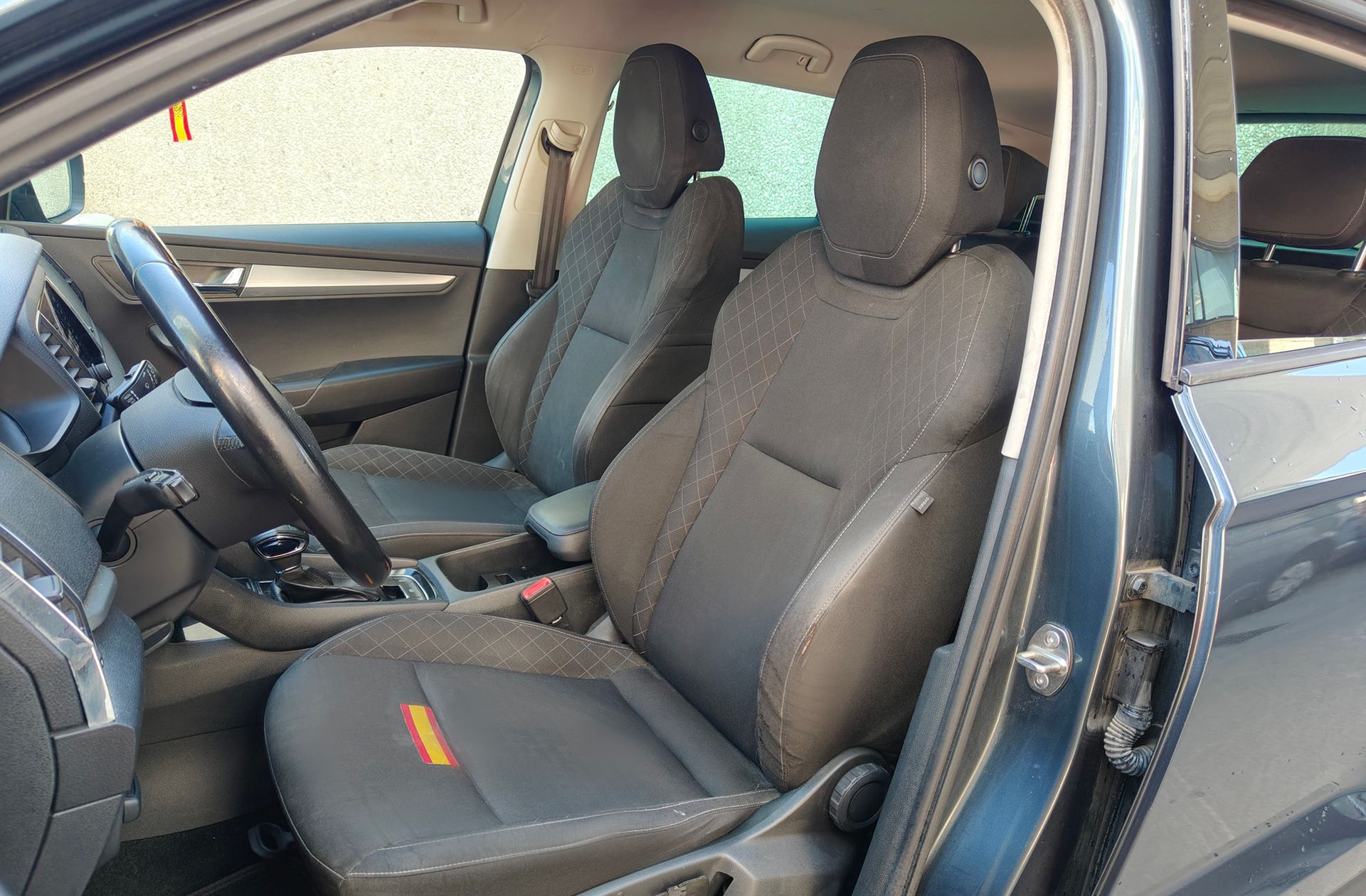 Škoda Karoq 1.5 TSI ACT Ambition DSG - foto 10