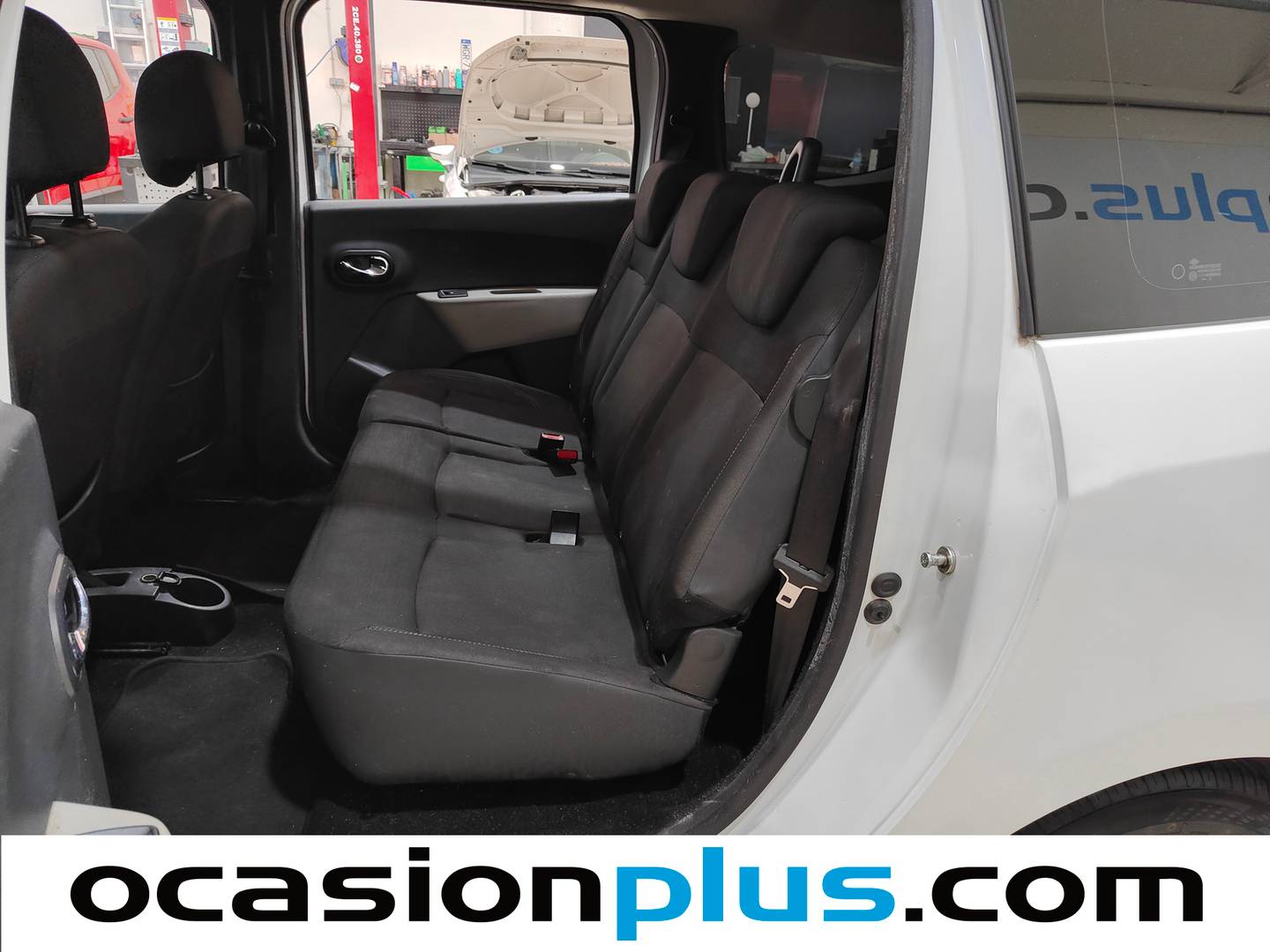 Foto asientos traseros Dacia Lodgy Dacia Lodgy Laureate TCe (115 CV)