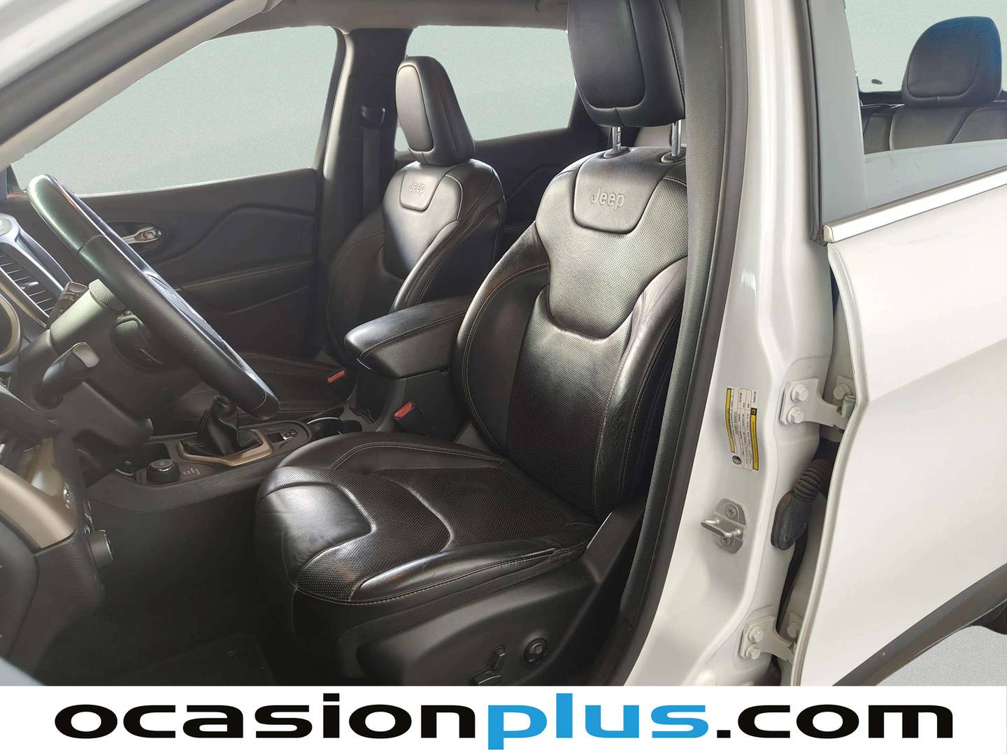 Foto asientos delanteros Jeep Cherokee Jeep Cherokee 2.0 CRD Limited 4x4 Active D. I (140 CV)
