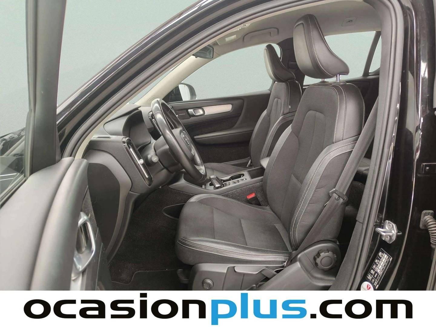Foto asientos delanteros Volvo XC40 Volvo XC40 D3 Momentum Auto (150 CV)