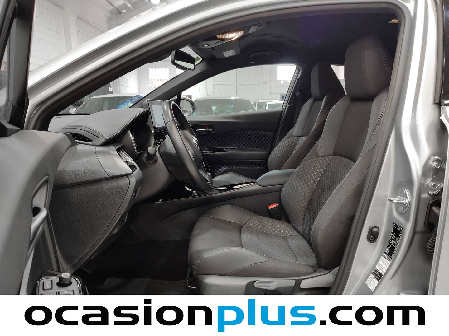 Foto asientos delanteros Toyota C-HR Toyota C-HR 1.8 125H Advance (122 CV)