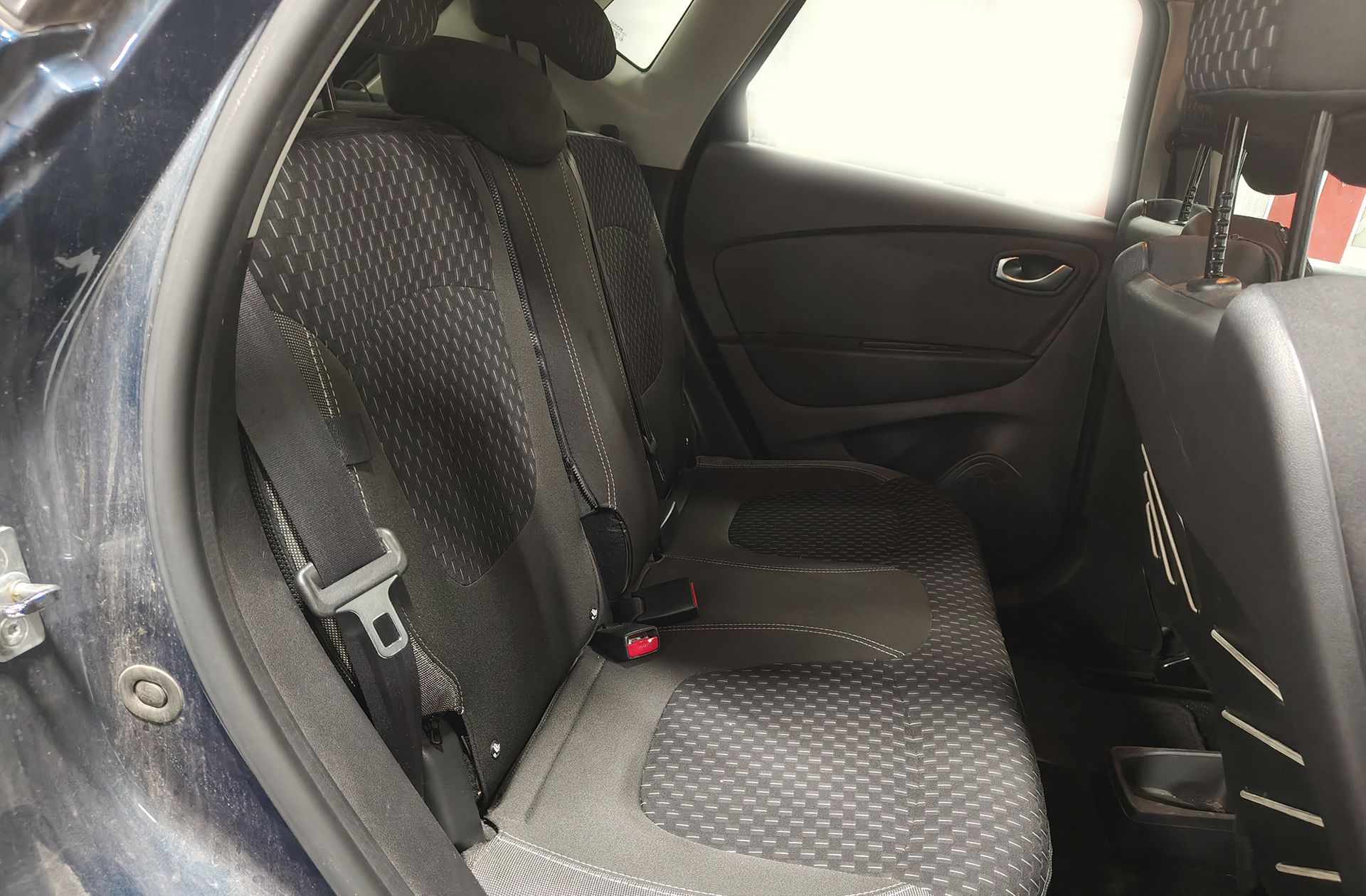 Renault Captur Zen TCe GPF - foto 13