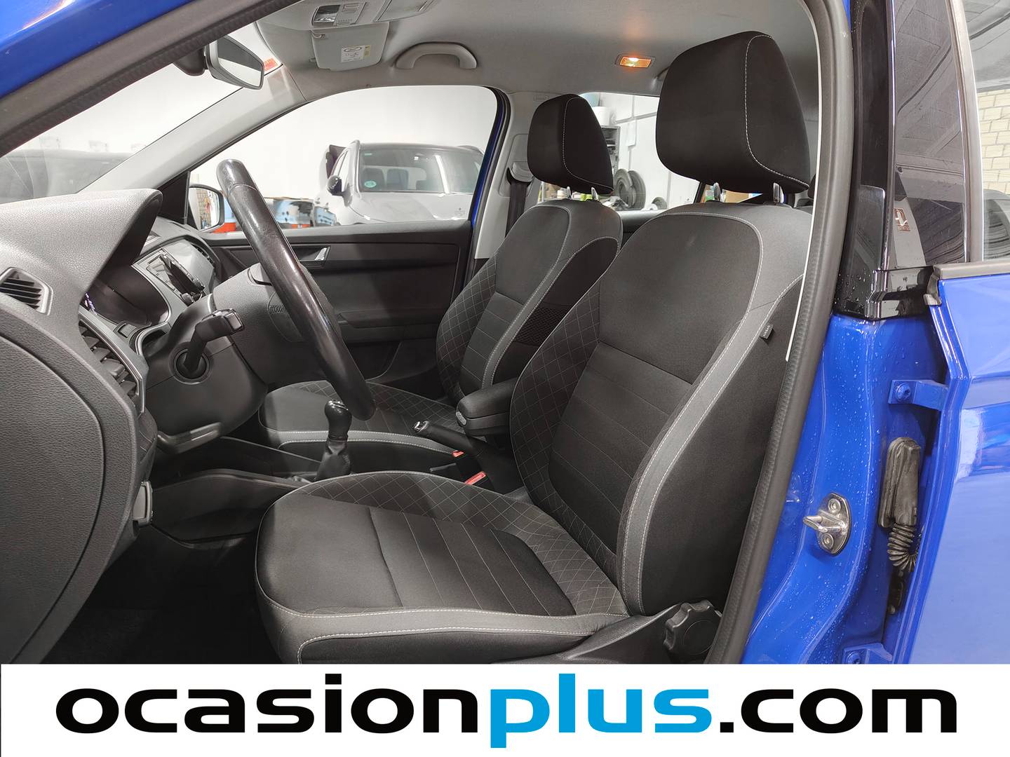 Foto asientos delanteros Skoda Fabia Skoda Fabia 1.0 MPI Like (75 CV)