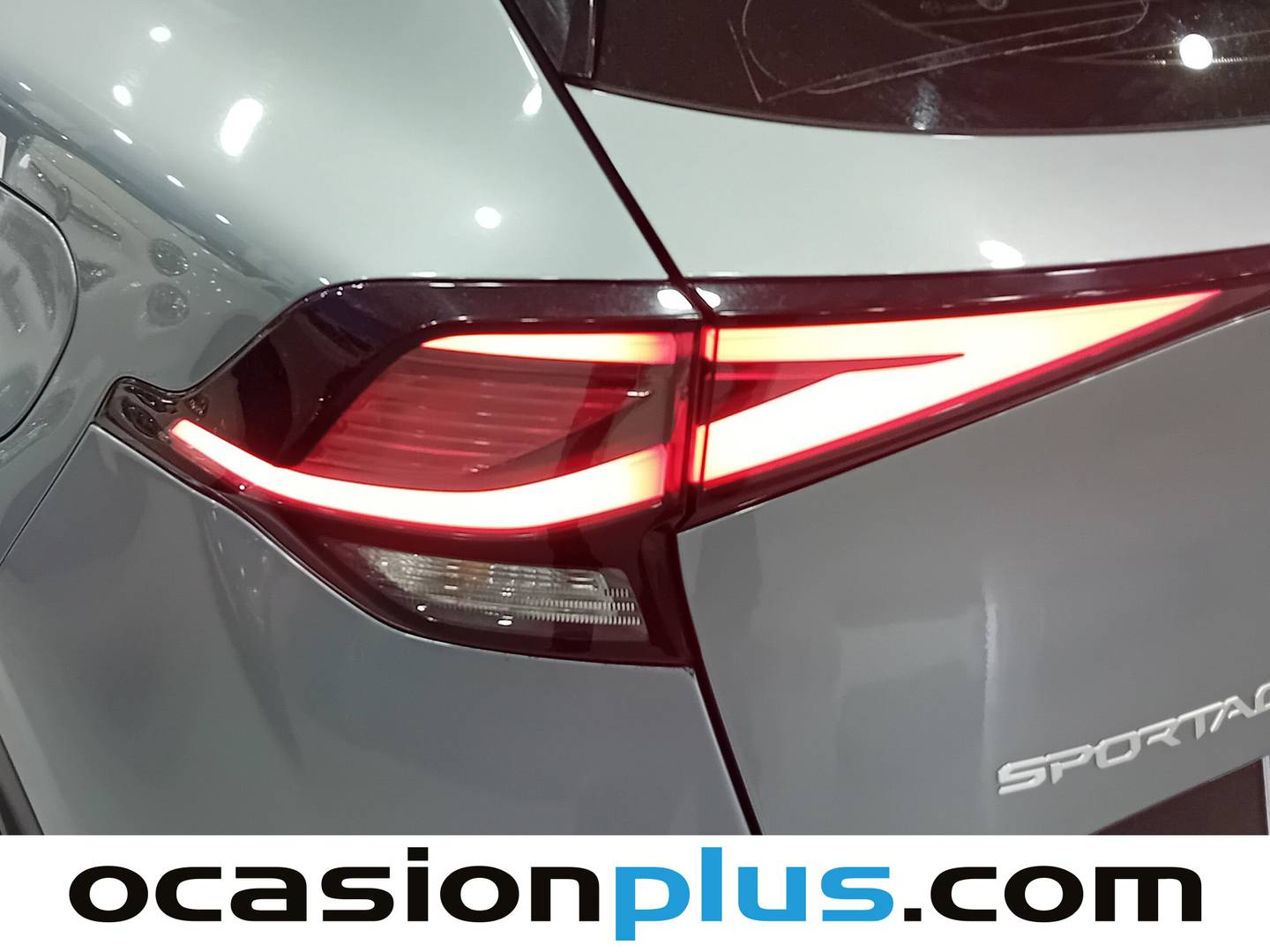 Foto KIA Sportage Kia Sportage 1.6 CRDi MHEV Business 4x2 (136 CV)