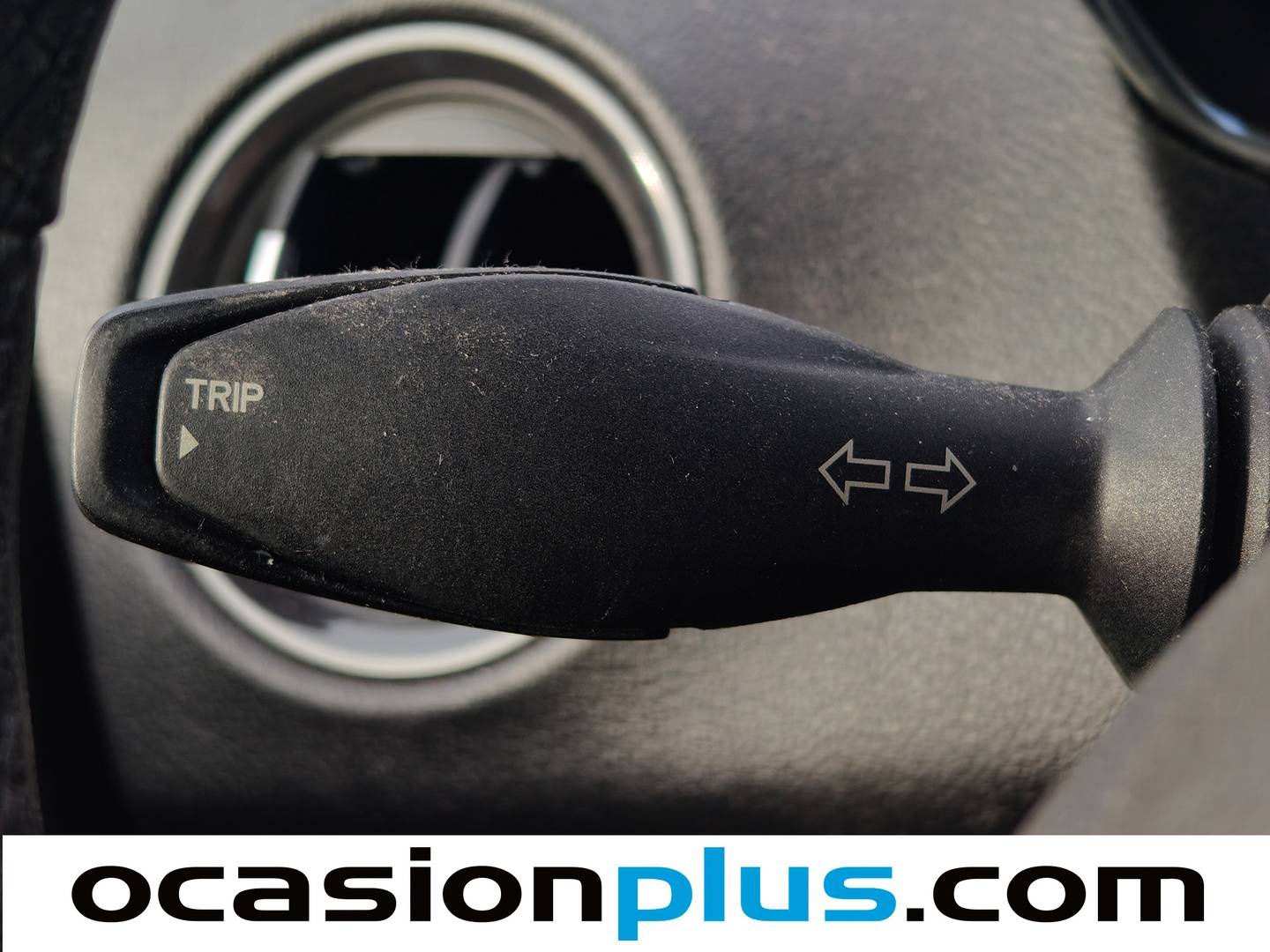 Ford Tourneo Courier Ford Tourneo Courier 1.0 EcoBoost Titanium (100 CV) de segunda mano