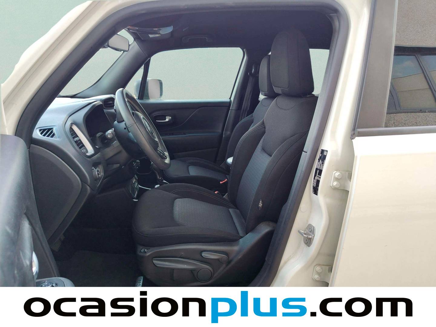 Foto asientos delanteros Jeep Renegade Jeep Renegade 1.3G 80 Aniversario 4x2 DCT (150 CV)