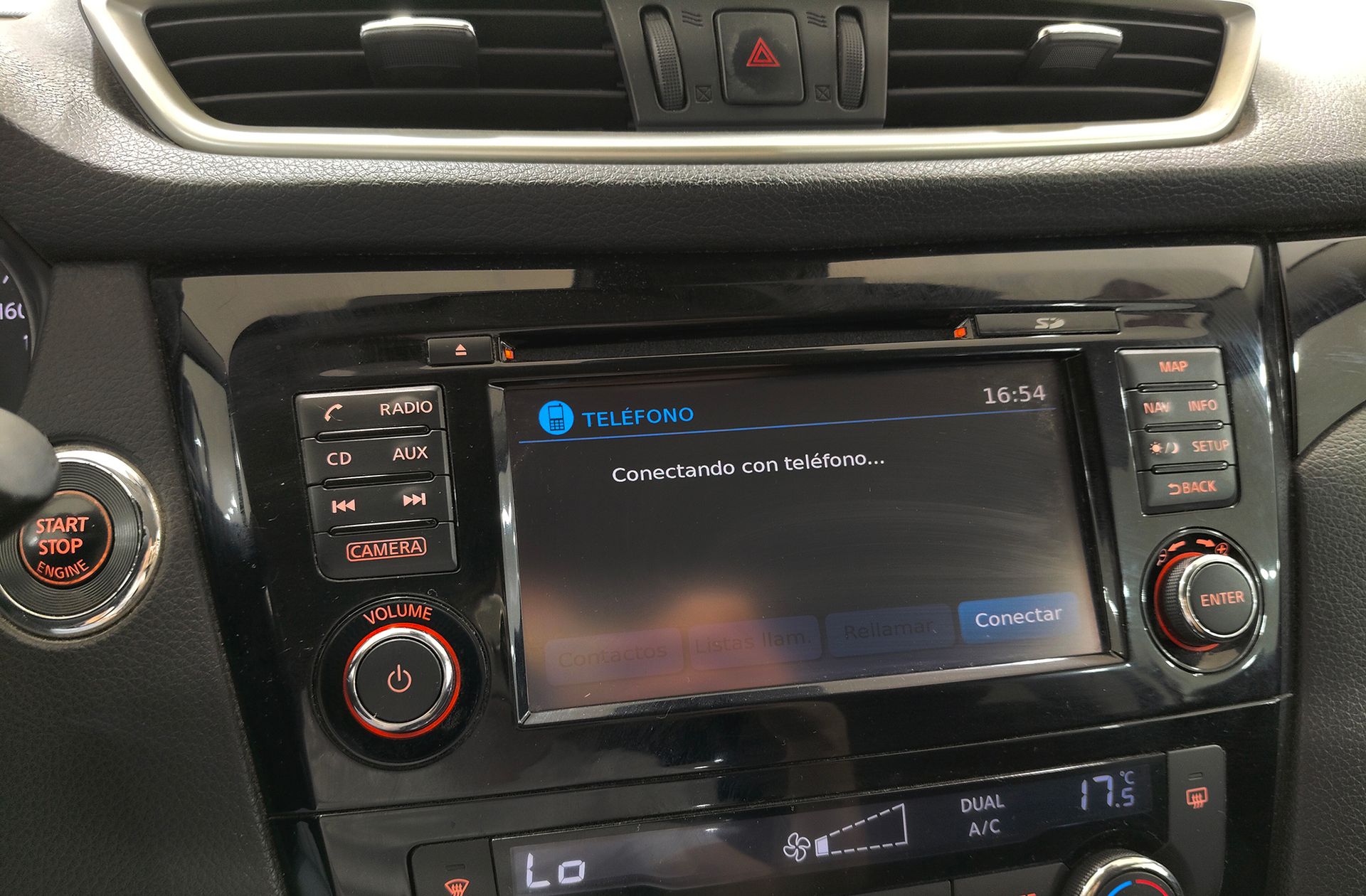 Nissan Qashqai DIG-T 115 N-Connecta 4x2 - foto 30