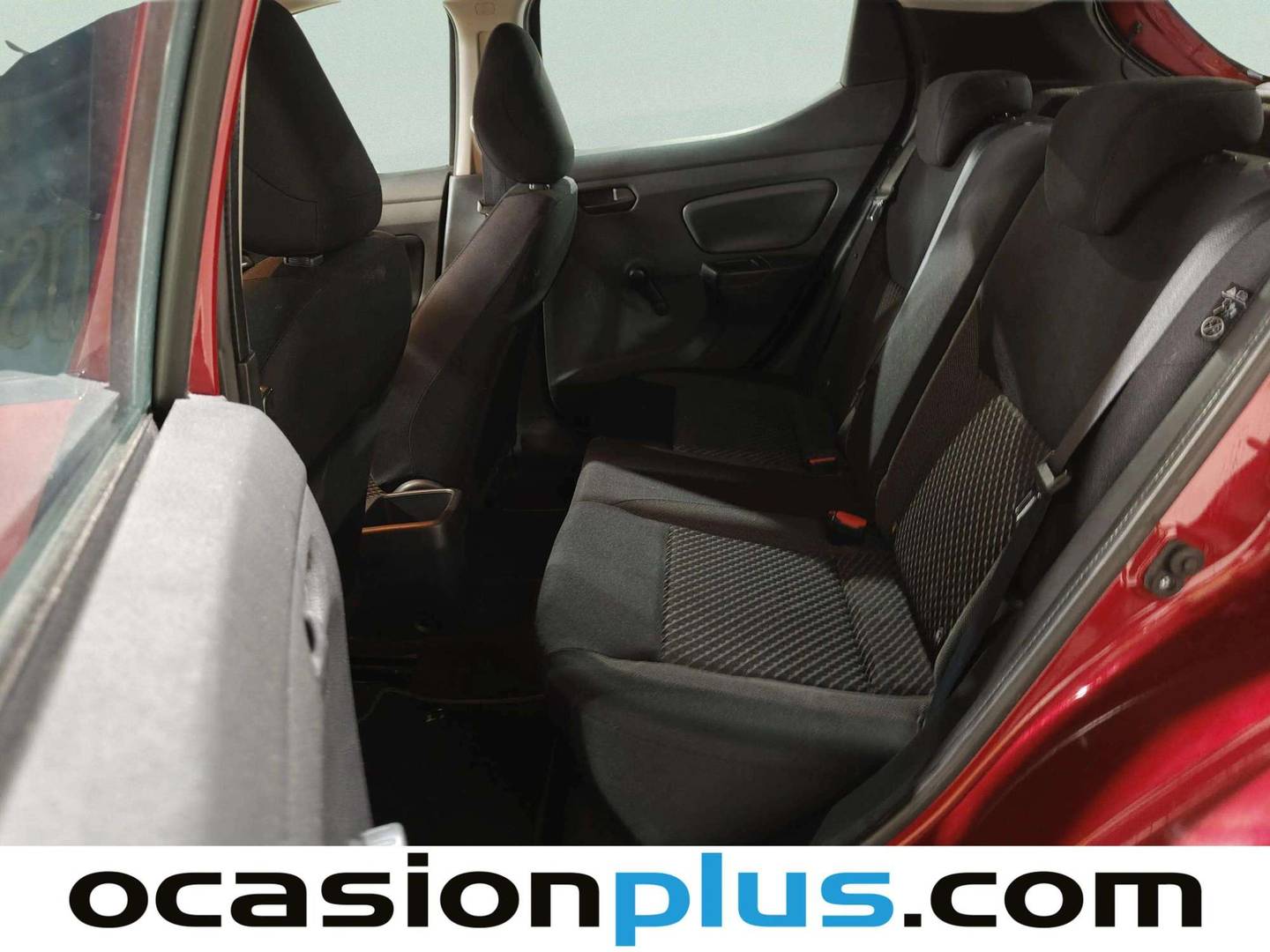 Foto asientos traseros Nissan Micra Nissan Micra 1.0 G Visia+ (71 CV)