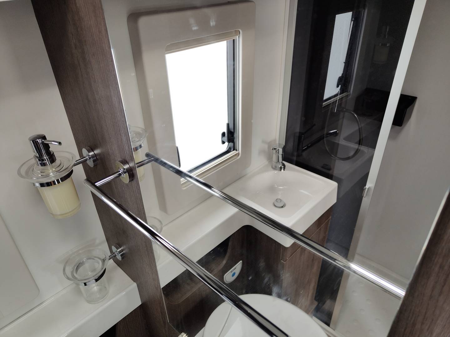 Foto Benimar Benivan Benimar Benivan Tessoro 481 (140 CV)