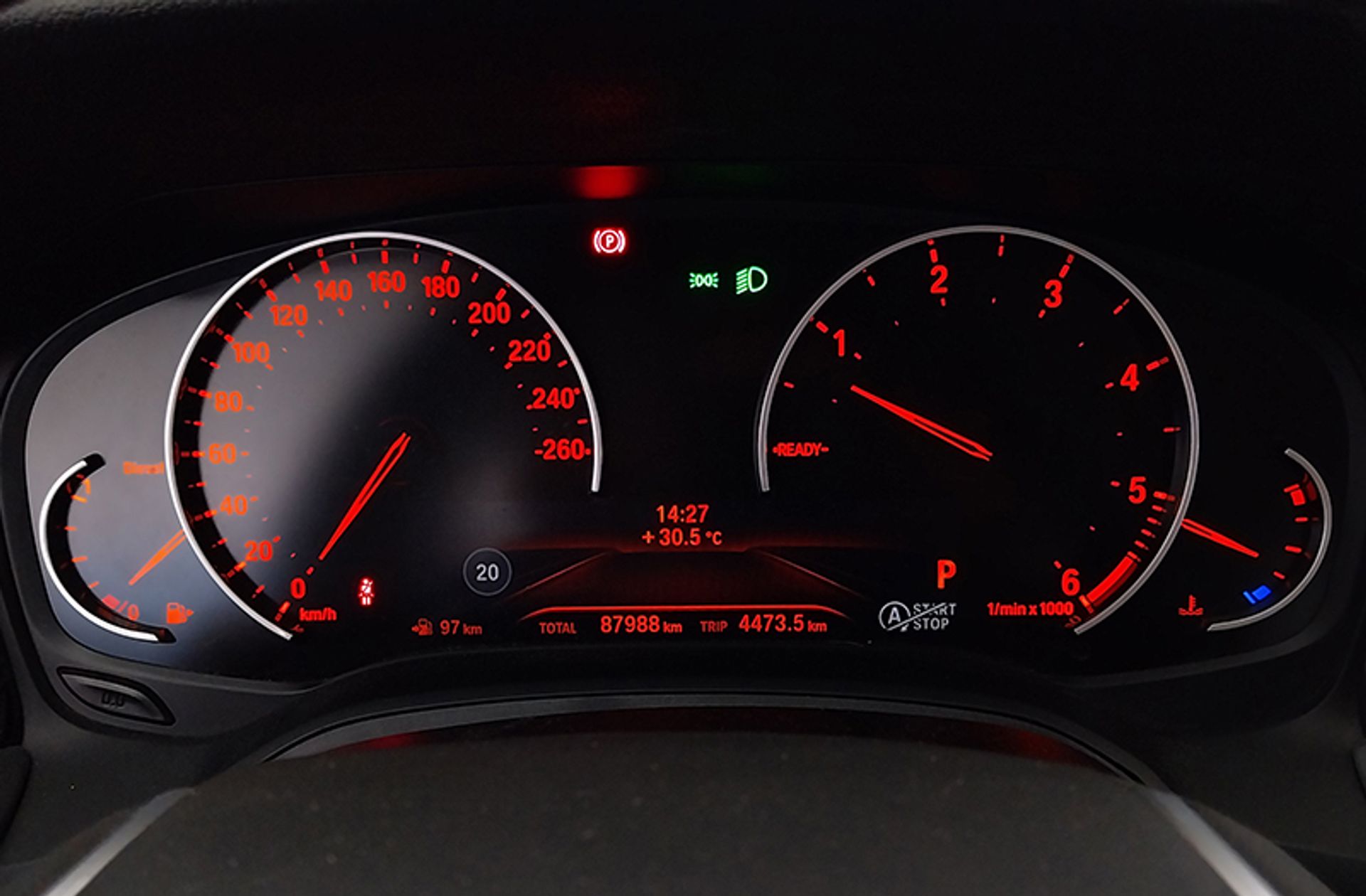 BMW Serie 3 330d xDrive Touring 4x4 - foto 11