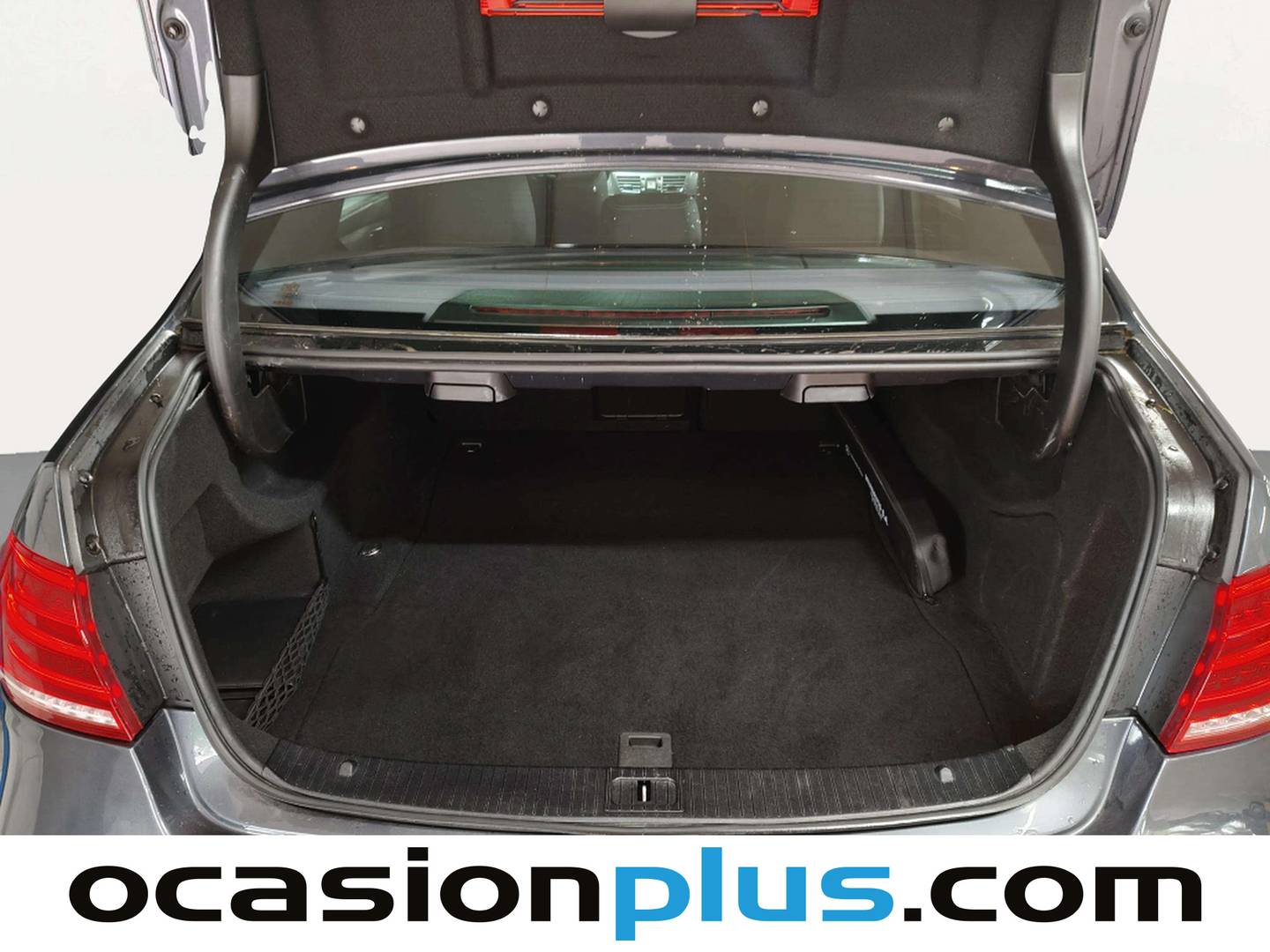 Fotos maletero Mercedes Clase E Mercedes Clase E 220 BlueTEC Avantgarde (170 CV)