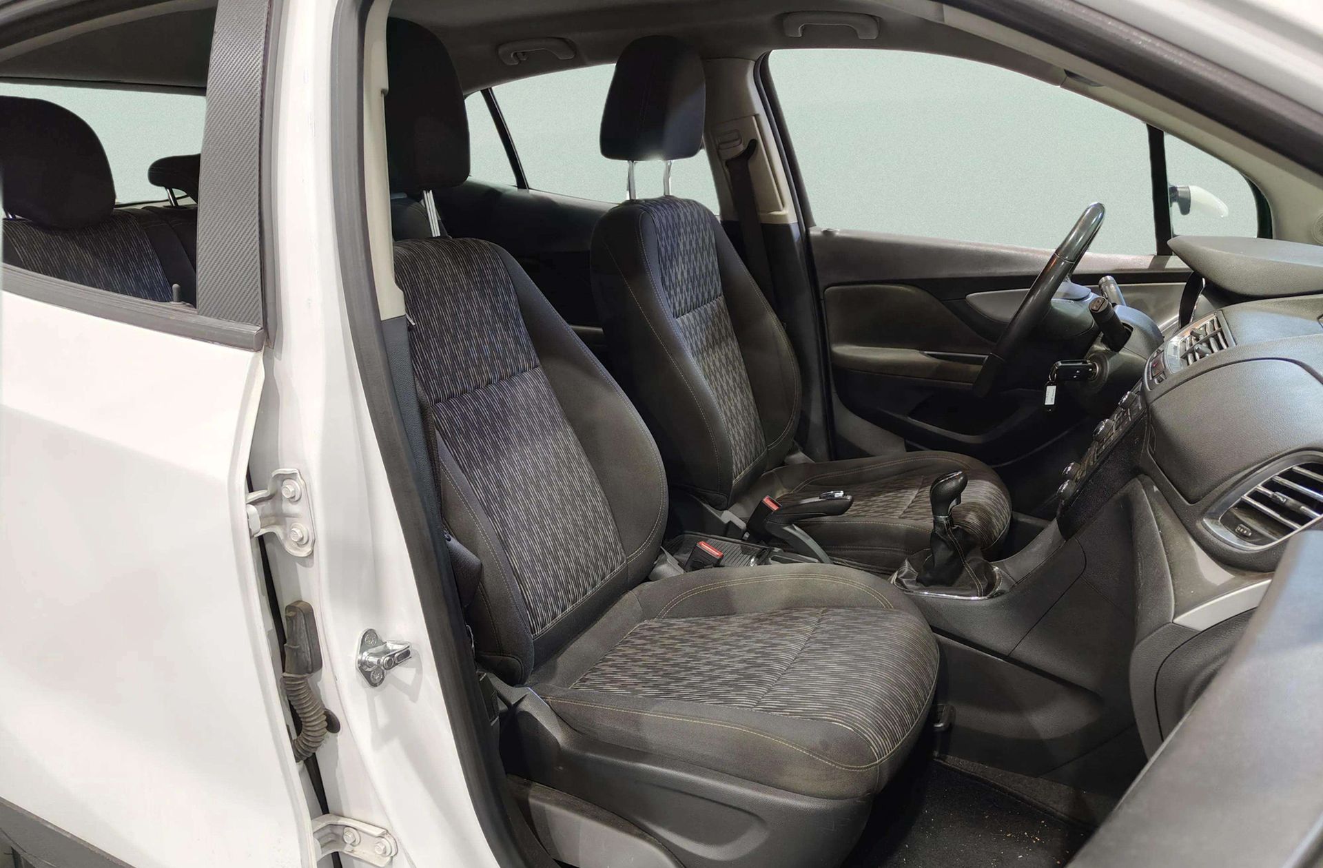 Opel Mokka 1.7 CDTi Selective 4x2 - foto 16