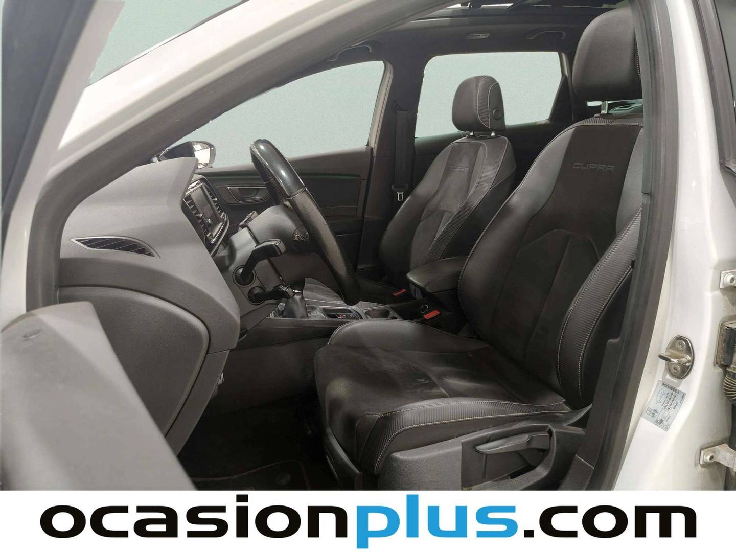 Foto asientos delanteros Seat León Seat León ST 2.0 TSI S&S Cupra (300 CV)