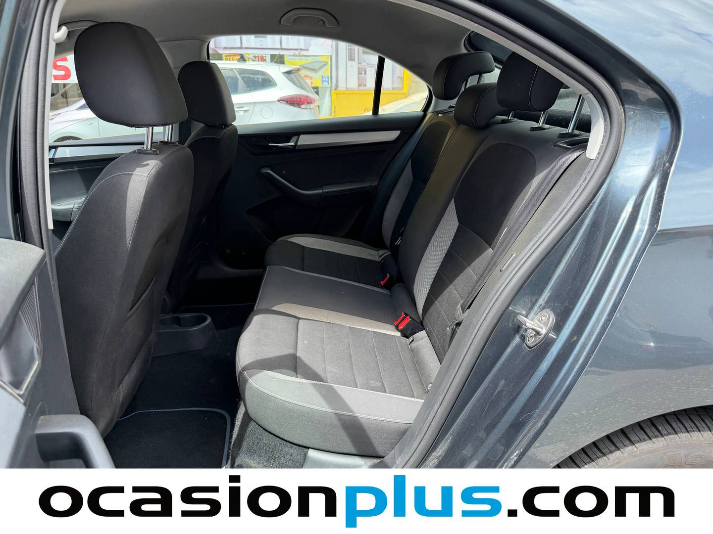 Foto asientos traseros Skoda Rapid Skoda Rapid 1.0 TSI Ambition (110 CV)