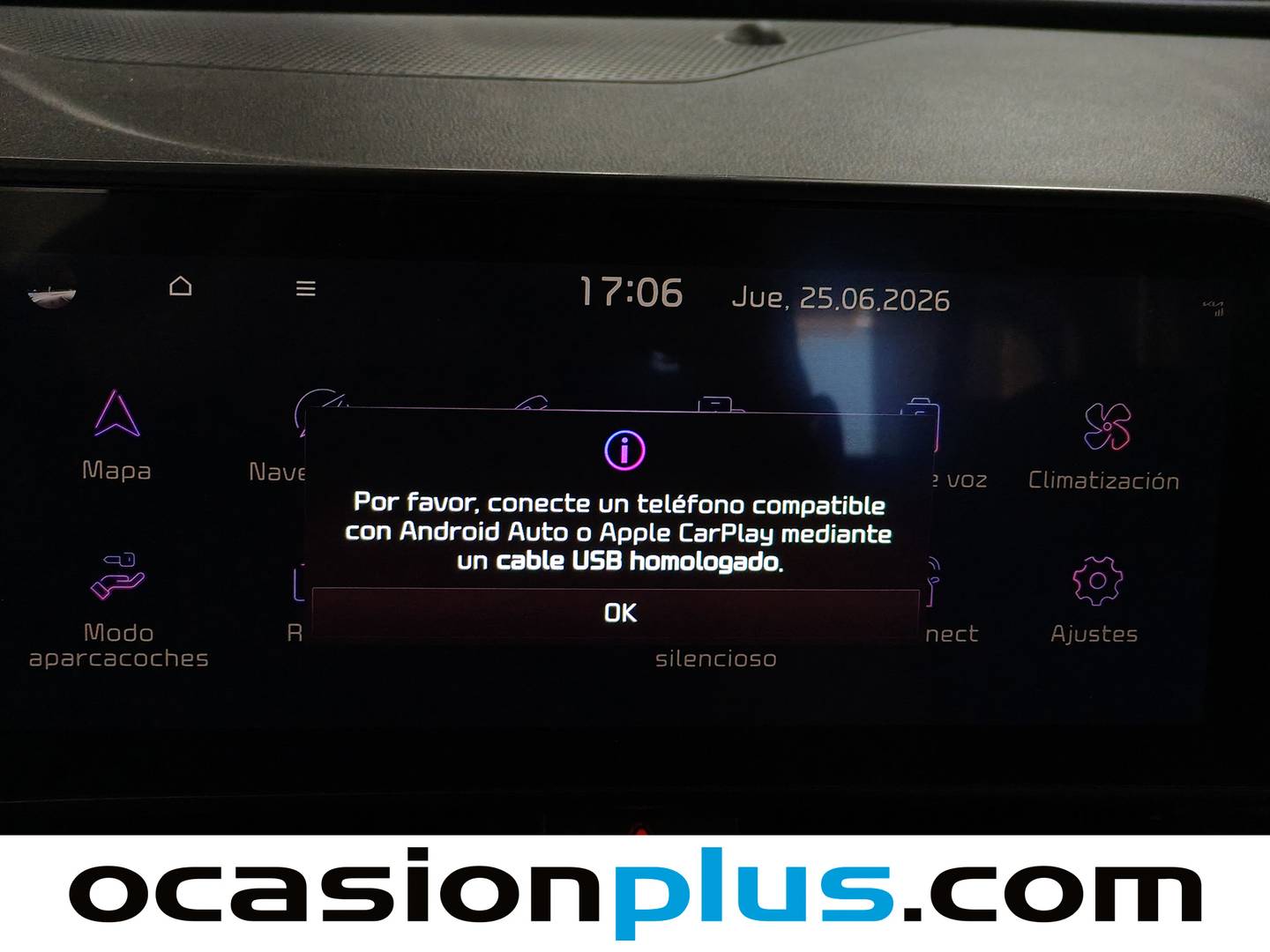 Equipamiento del KIA Sportage KIA Sportage 1.6 CRDi MHEV Business 4x2 (136 CV)