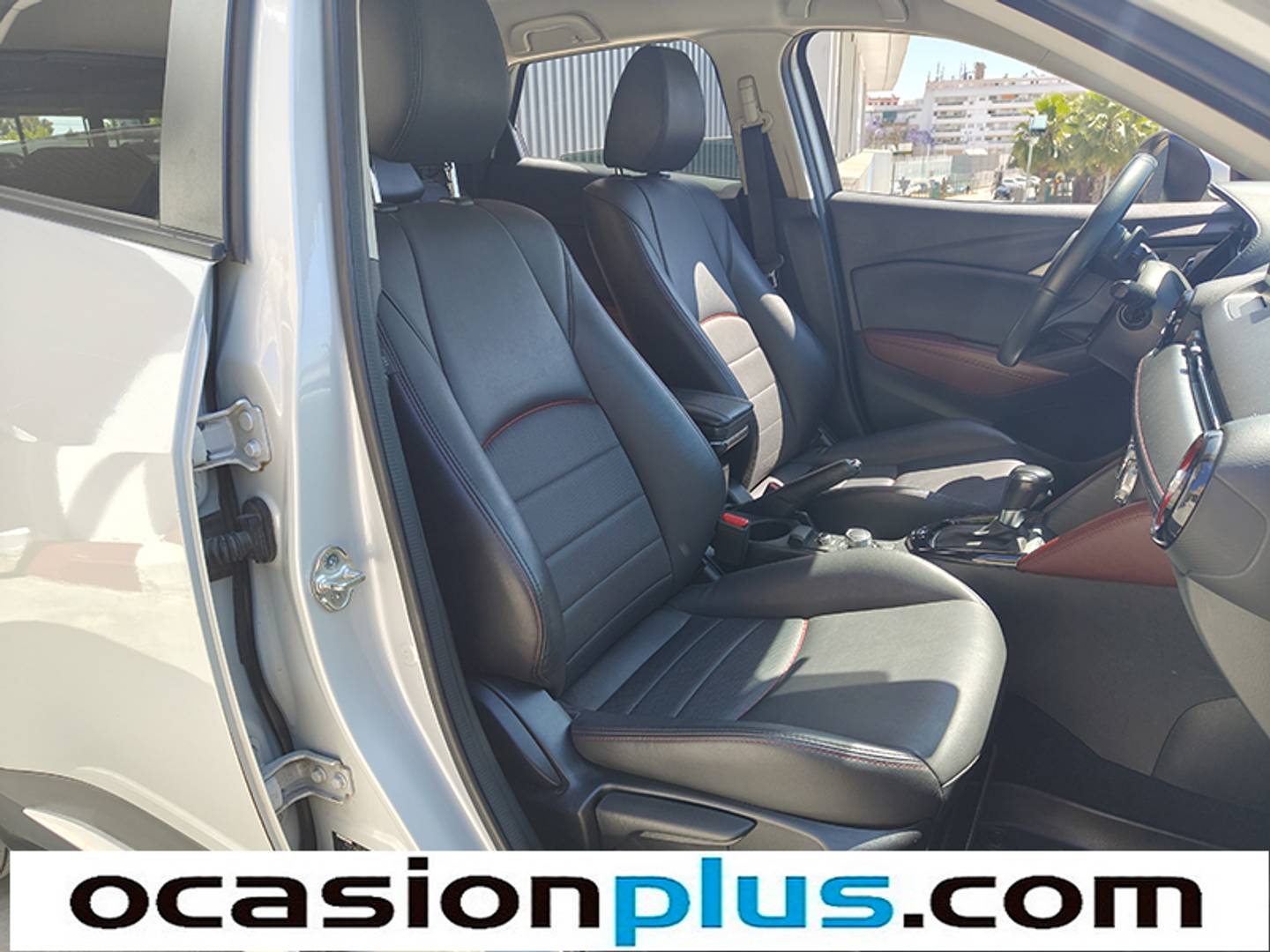 Foto Mazda CX-3 Mazda CX-3 2.0 SKYACTIV GE Luxury 2WD AT (120 CV)