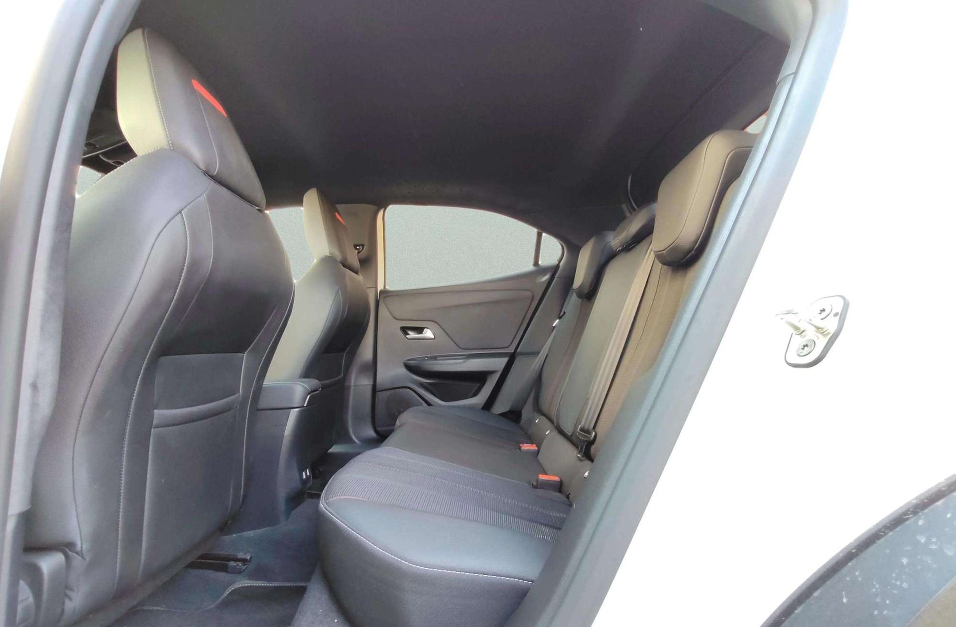 Opel Mokka 1.2 Turbo GS Line - foto 13