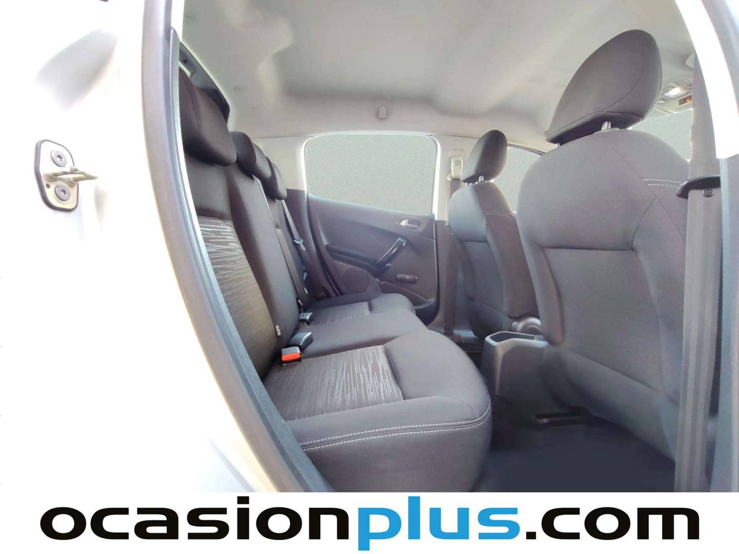 Peugeot 208 Peugeot 208 1.4 HDi Business Line (68 CV) al mejor precio