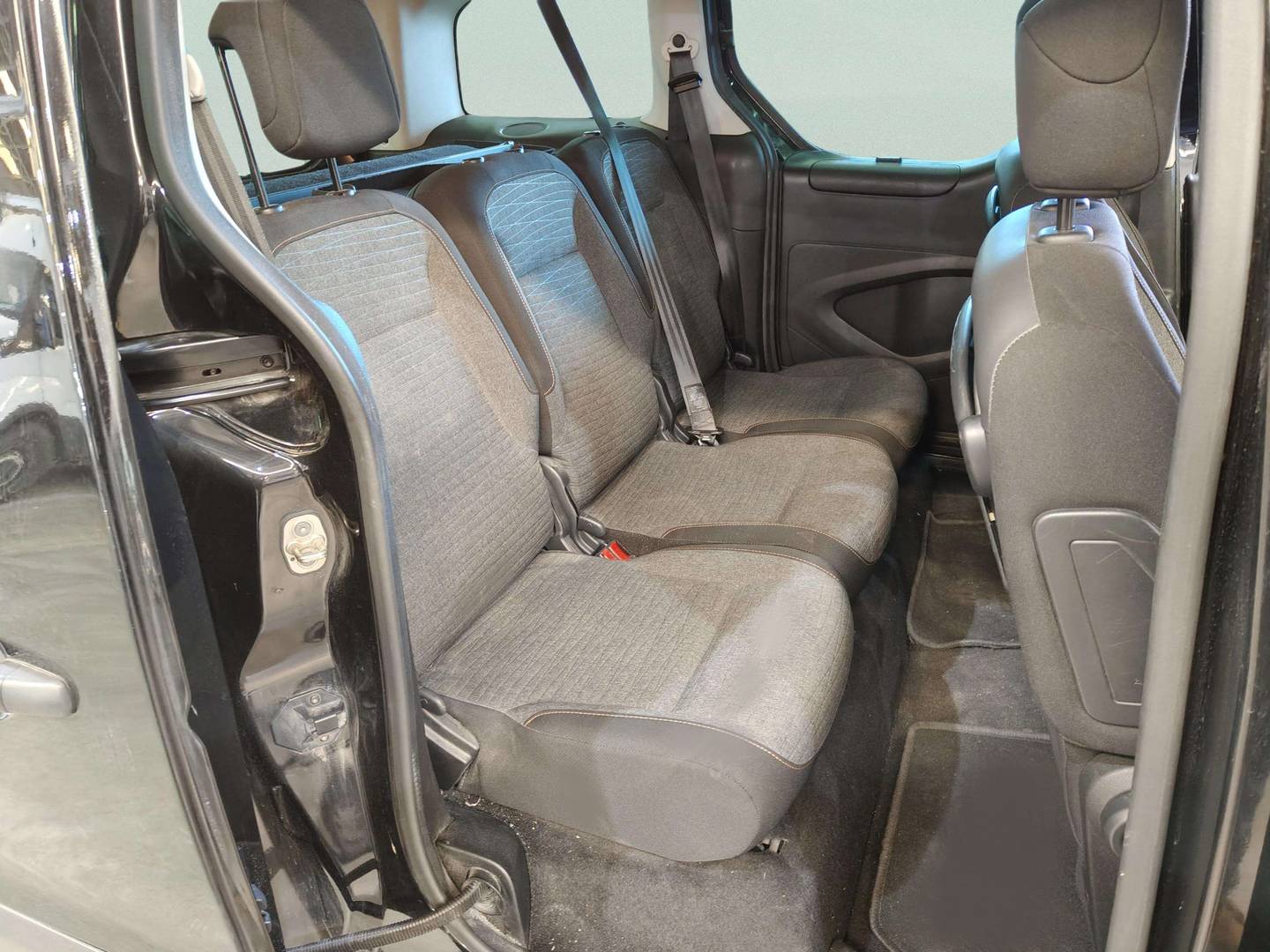 Foto Citroën Berlingo Citroen Berlingo Multispace 20 Aniversario BlueHDi (100 CV)