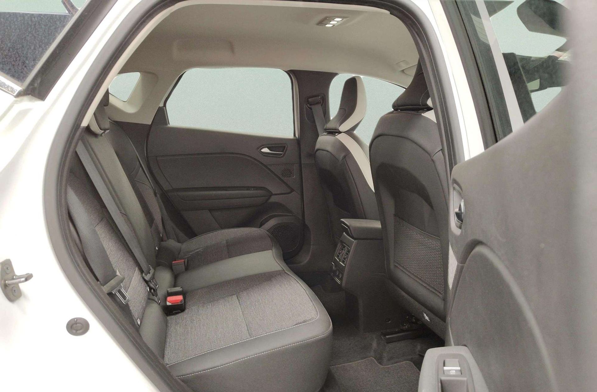 Mitsubishi ASX 130T MHEV Kaiteki - foto 18