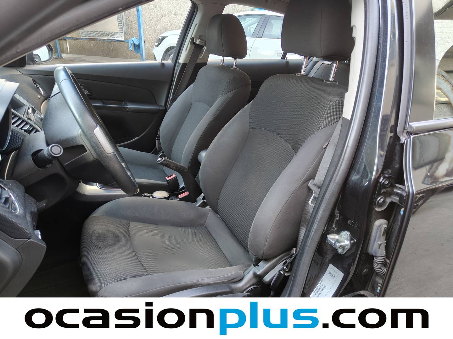 Foto asientos delanteros Chevrolet Cruze Chevrolet Cruze 1.7 VCDI LT+ Clima (130 CV)