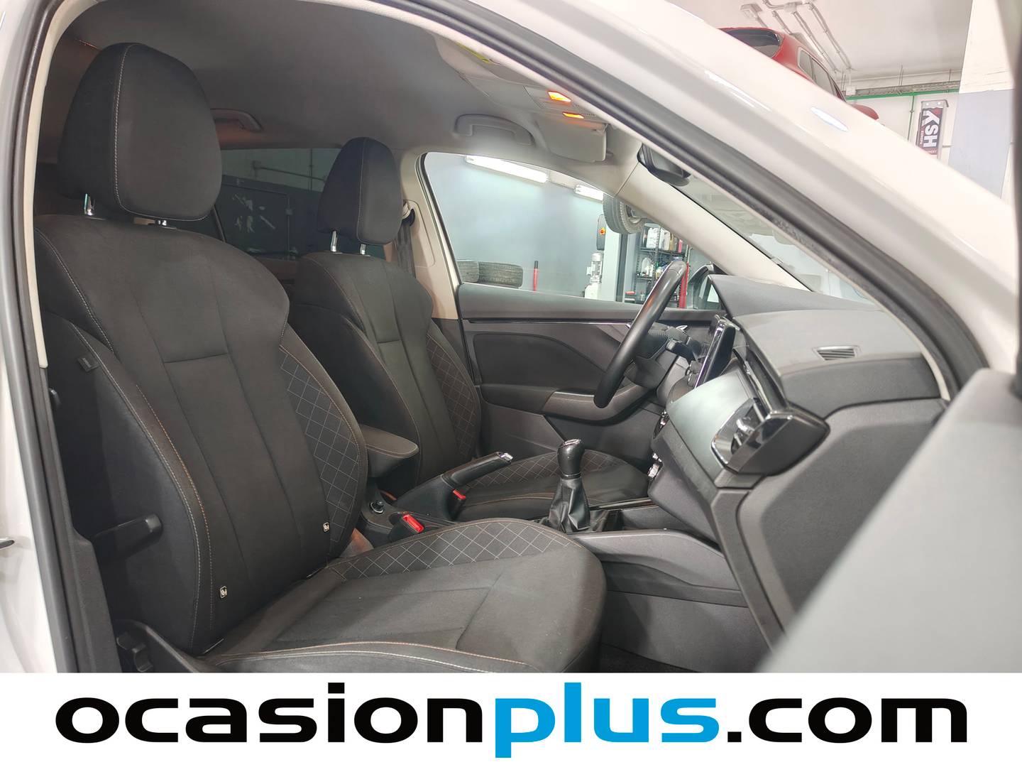 Skoda Kamiq Skoda Kamiq 1.0 TSI Active (110 CV) gasolina