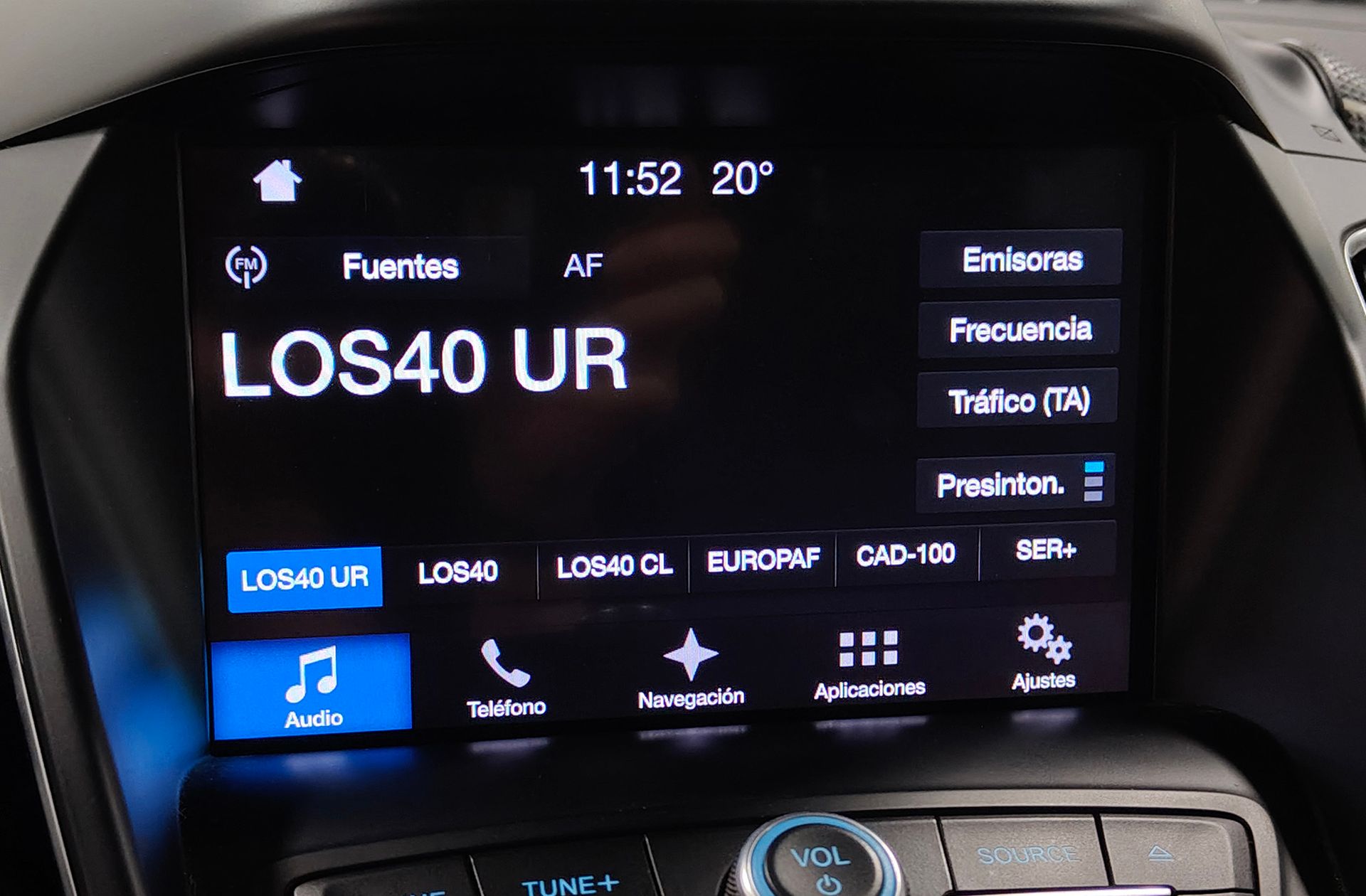 Ford C-Max 1.0 EcoBoost Titanium - foto 38