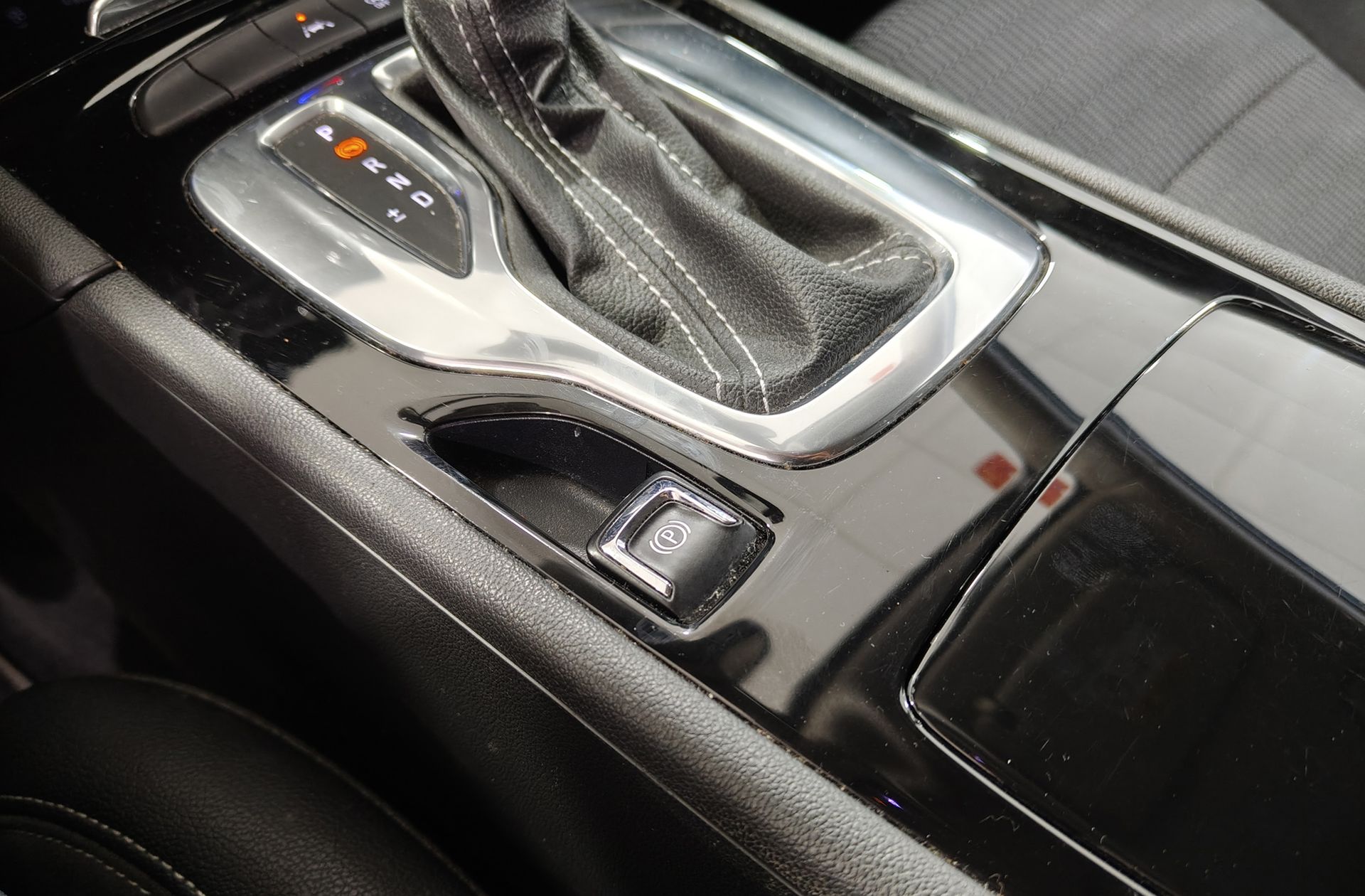 Opel Insignia GS 1.5 Turbo XFT Innovation - foto 28