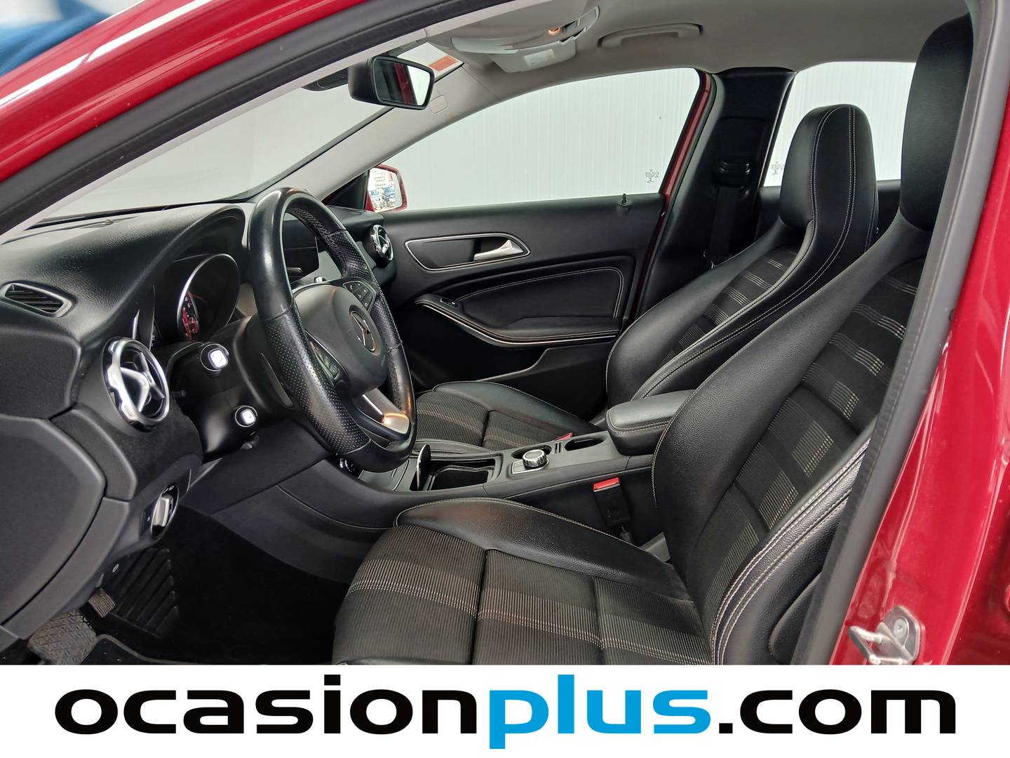 Foto asientos delanteros Mercedes GLA Mercedes GLA GLA 200 d (136 CV)