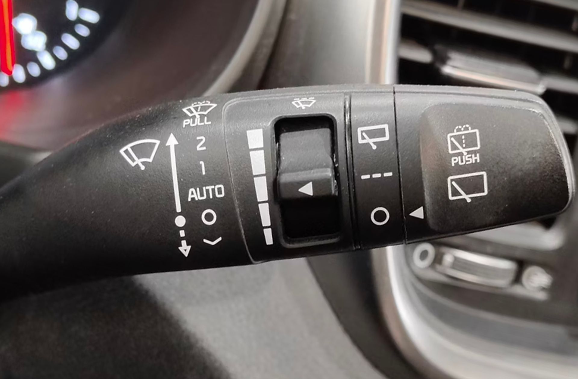 Kia Sorento 2.2 CRDi Drive 4x4 - foto 25