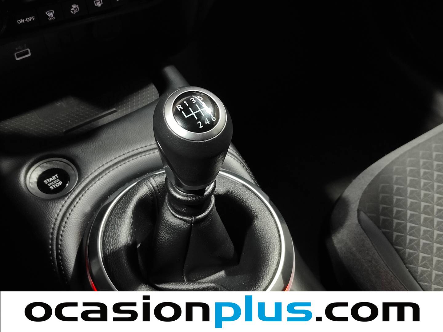 Foto Nissan JUKE Nissan Juke DIG-T N-Connecta 4x2 (114 CV)