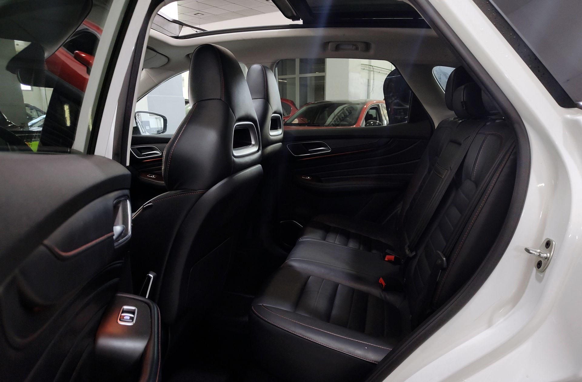 MG eHS 1.5 T-GDi PHEV Luxury - foto 14