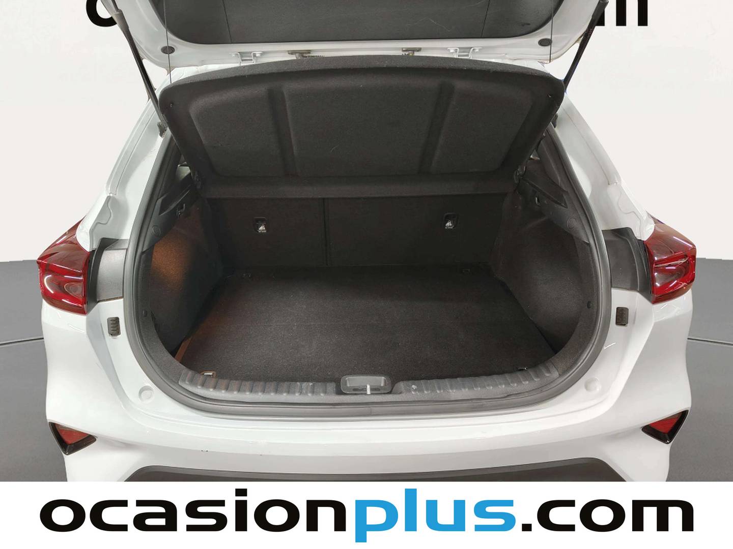 Fotos maletero KIA XCeed KIA XCeed 1.0 T-GDi Tech (120 CV)