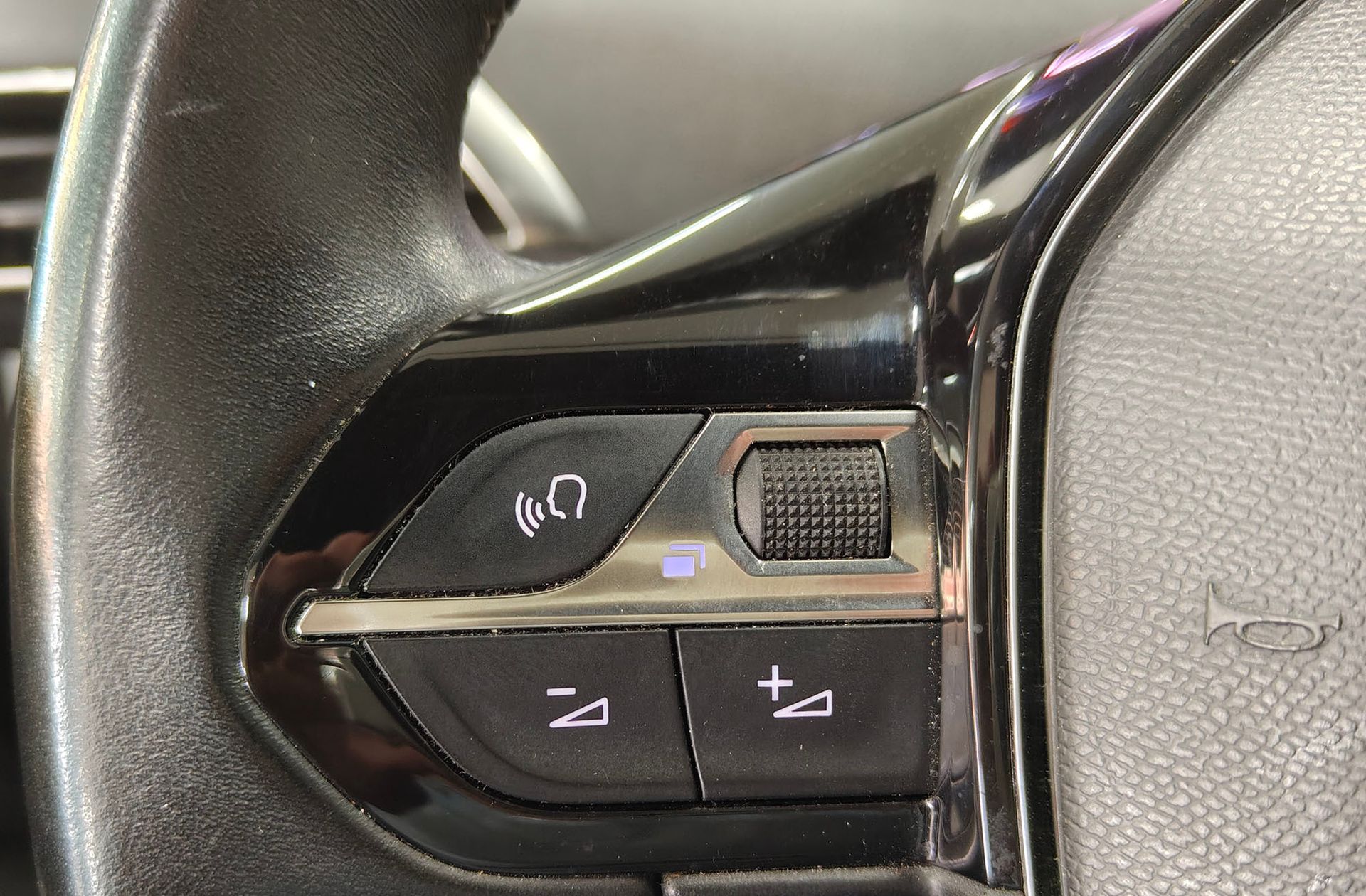 Peugeot 3008 PureTech 130 Allure Pack - foto 24