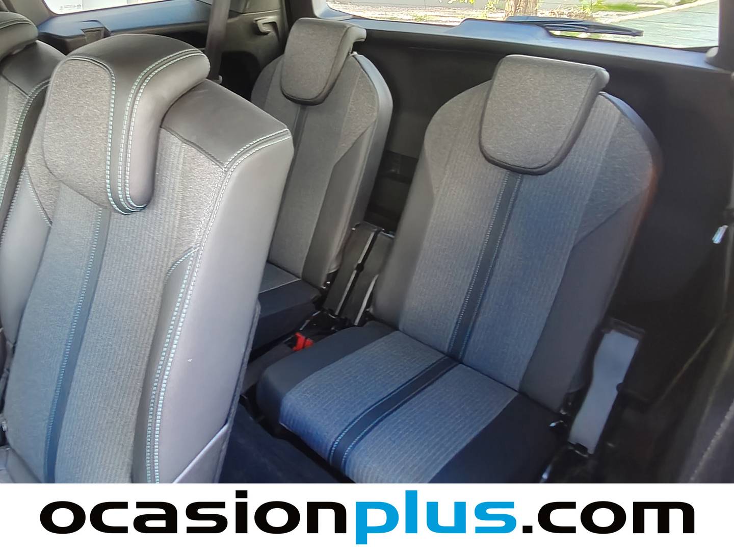 Extras y acabados del Peugeot 5008 Peugeot 5008 Hybrid 1.2 Allure Pack eDCS6 (136 CV)