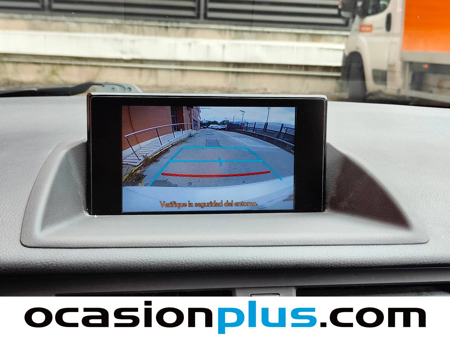 Extras y acabados del Lexus CT Lexus CT 200h Business (136 CV)