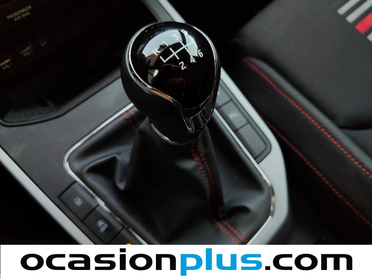 Seat Arona Seat Arona 1.6 TDI Ecomotive FR (115 CV) de segunda mano
