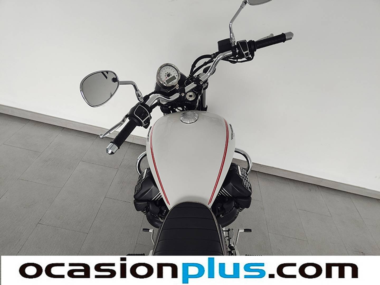 Foto Moto Guzzi V9 Moto Guzzi V9 Roamer